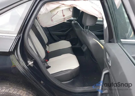 2019 Volkswagen Jetta 1.4T R-Line/1.4T S/1.4T Se z USA, uszkodzony, nr VIN 3VWC57BU0KM259480